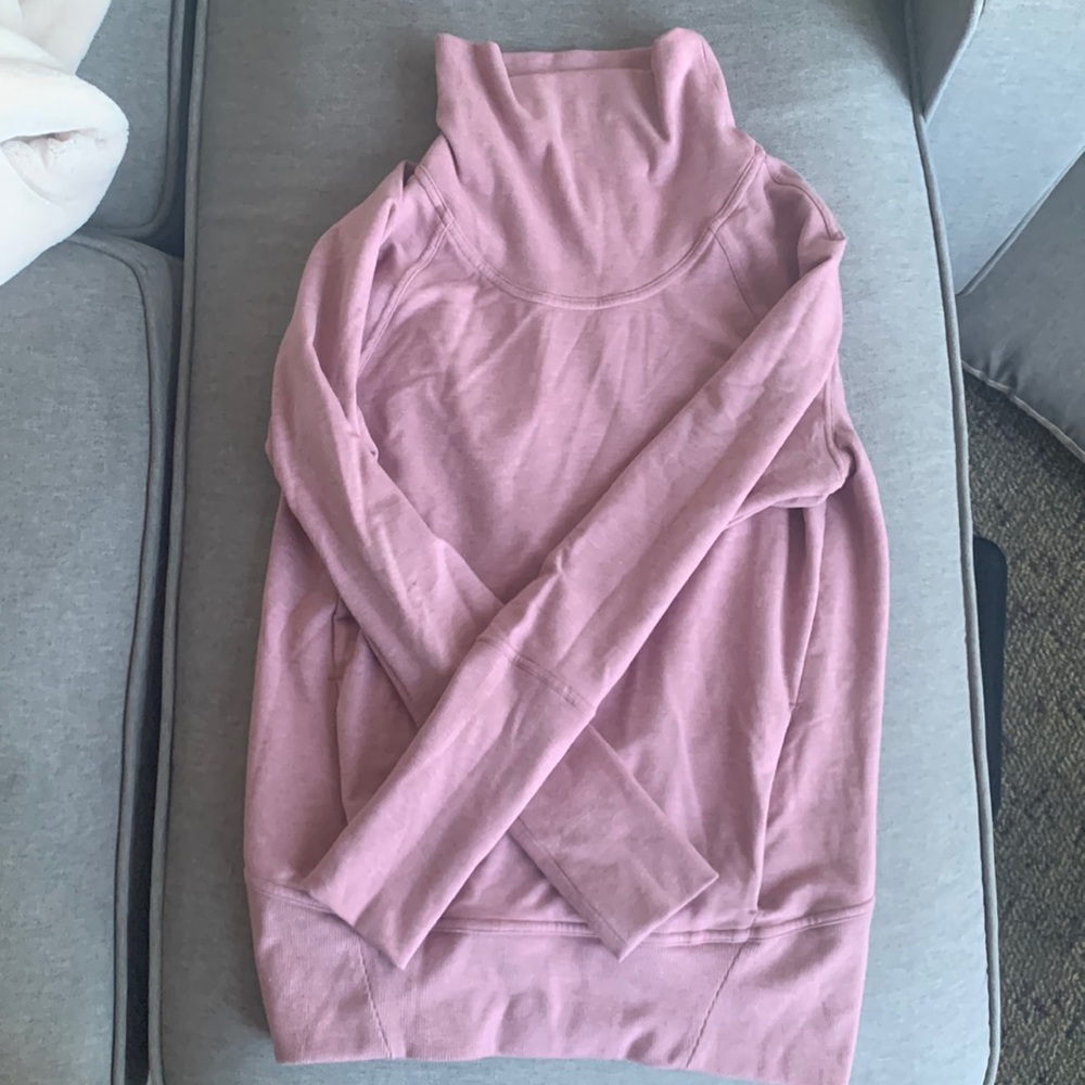Lululemon cowel neck